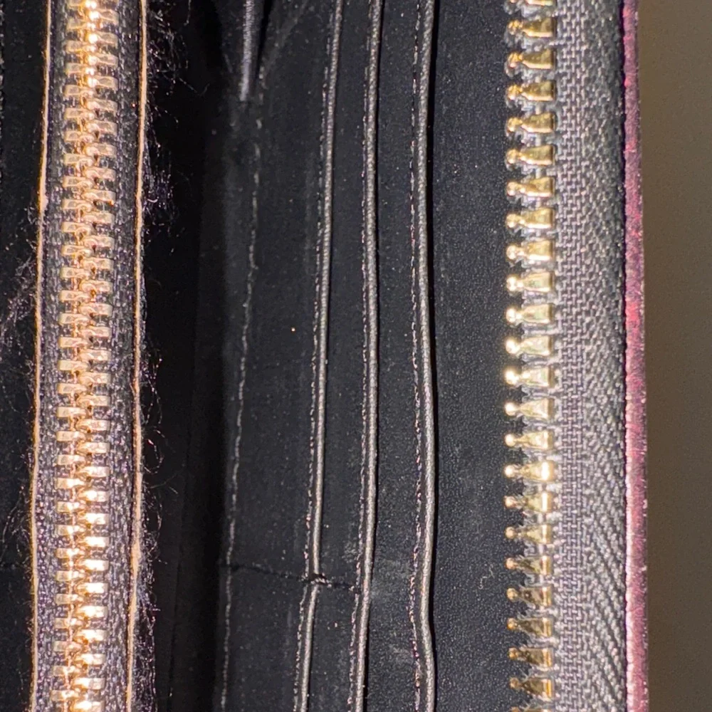 Gothic Horror Themed Wallet with Wrist Strap - Picture 3 of 4